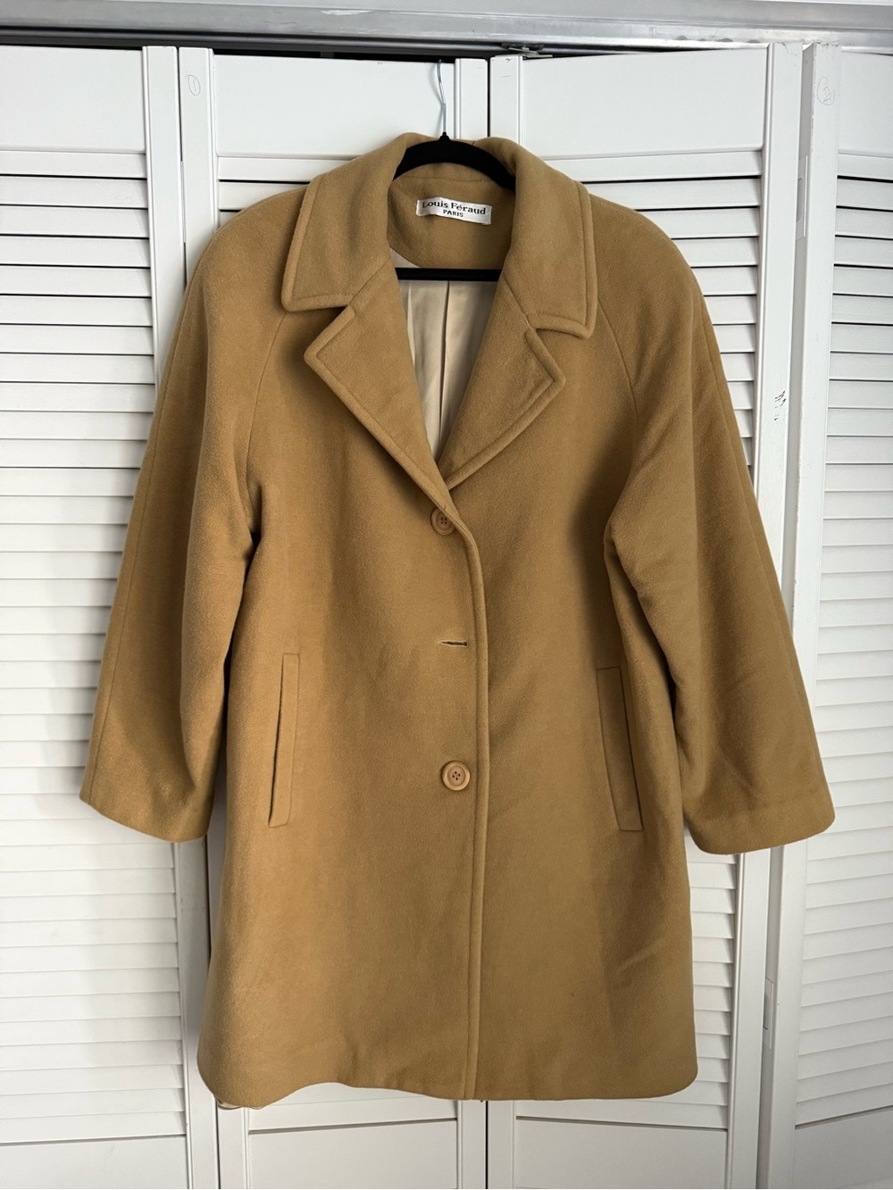 Vintage Louis Feraud Camel Tan Cashmere and Wool-Blend Coat